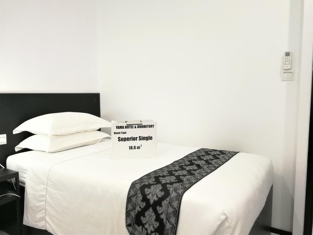 Yama Hotel & Rooftop Bar Γιανγκόν Εξωτερικό φωτογραφία